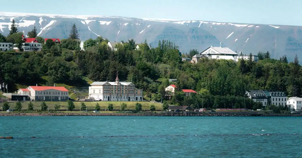 110 milljónir í lagfæringar á skemmdum félagsíbúðum