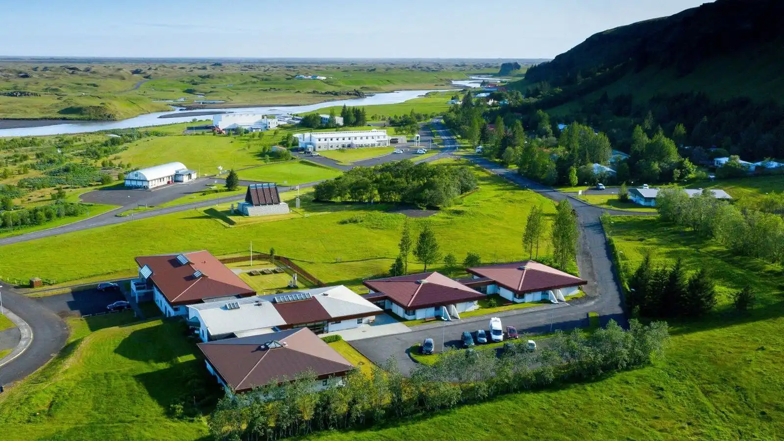Bjart og hlýtt sunnan heiða - Vísir