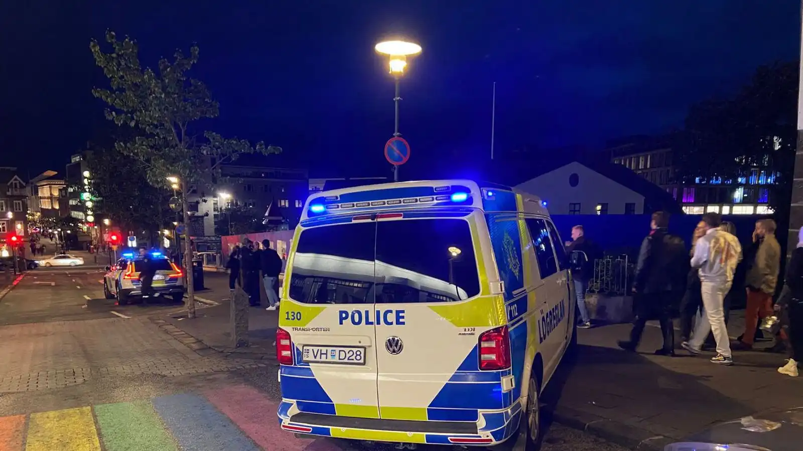 Lög­regla rann­sakar tvö inn­brot í mið­borginni - Vísir