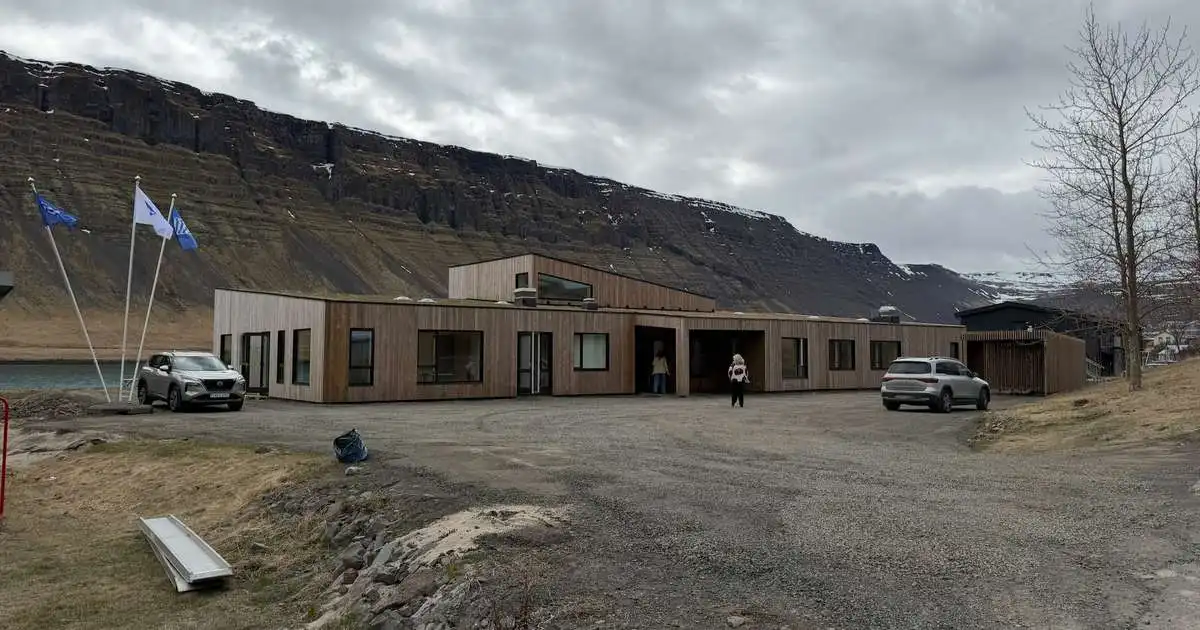 Nýr Bíldudalsskóli vígður þremur árum eftir lokun fyrri skólabyggingar