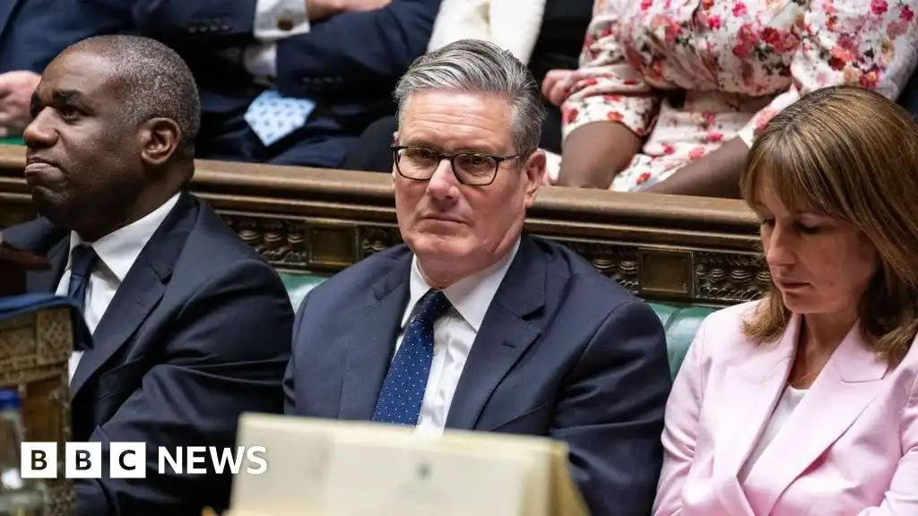 Starmer warns of 'chaos' amid speculation about challenge